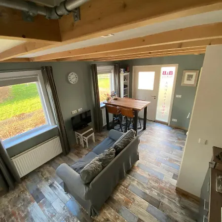 - De Koog Apartment *